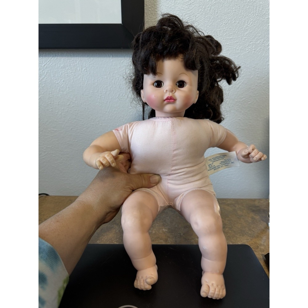 Vintage Madame Alexander Doll‎ 1977?